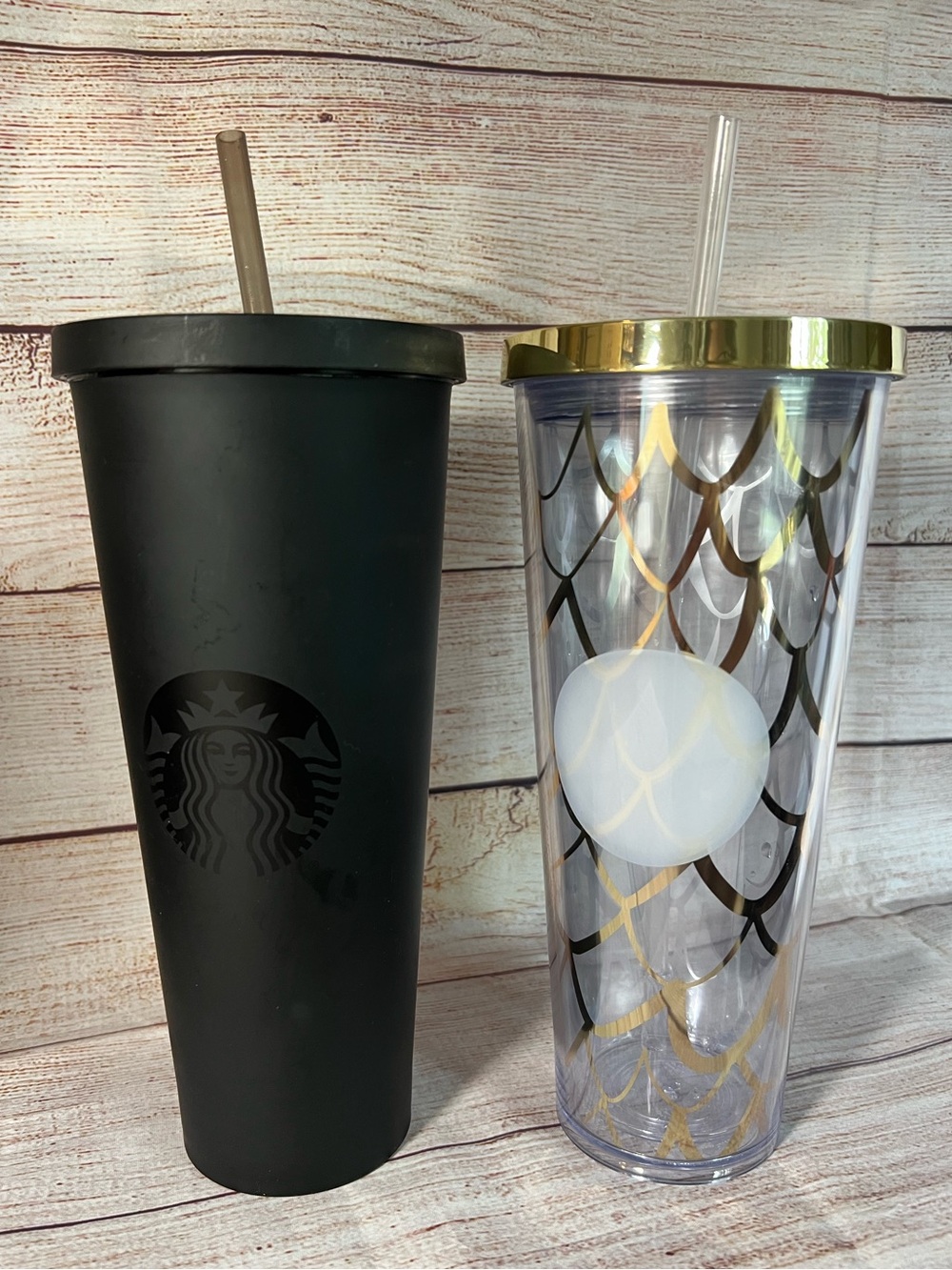 2 Starbucks CupsTumblers Venti 24oz. Iced coffee black gold